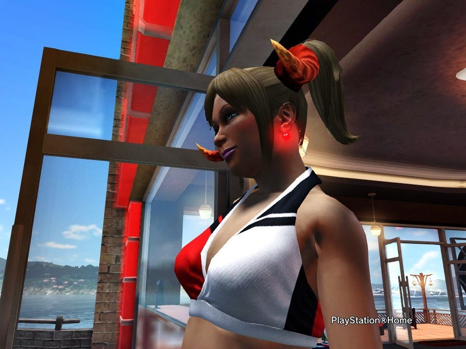 The Ladies Fashion Runway, Gojin, May 6, 2013, 1:04 AM, YourPSHome.net, jpg, PlayStation(R)Home Picture 05-04-2013 14-46-09.jpg