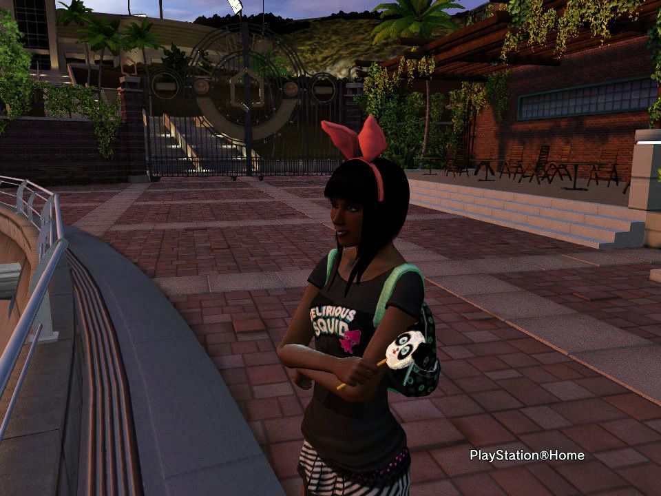The Ladies Fashion Runway, Gojin, Jul 17, 2012, 3:56 AM, YourPSHome.net, jpg, PlayStation(R)Home Picture 7-15-2012 5-13-43.jpg