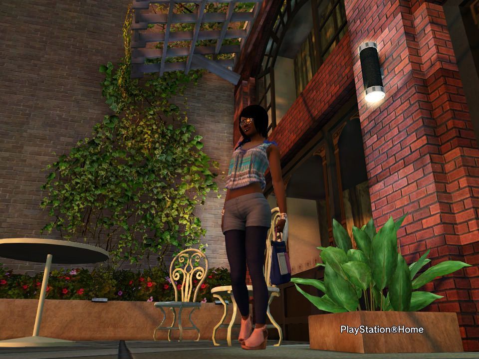 The Ladies Fashion Runway, Gojin, Aug 9, 2012, 1:50 AM, YourPSHome.net, jpg, PlayStation(R)Home Picture 8-1-2012 11-50-05.jpg
