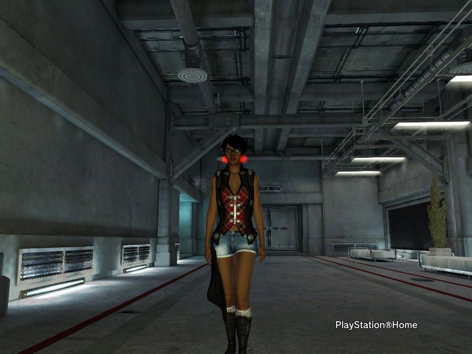The Ladies Fashion Runway, Gojin, Aug 21, 2012, 2:27 AM, YourPSHome.net, jpg, PlayStation(R)Home Picture 8-19-2012 4-20-01.jpg