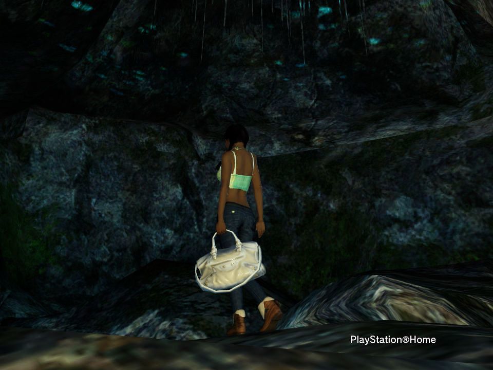 The Ladies Fashion Runway, Gojin, Sep 6, 2012, 9:48 PM, YourPSHome.net, jpg, PlayStation(R)Home Picture 9-6-2012 3-33-55.jpg