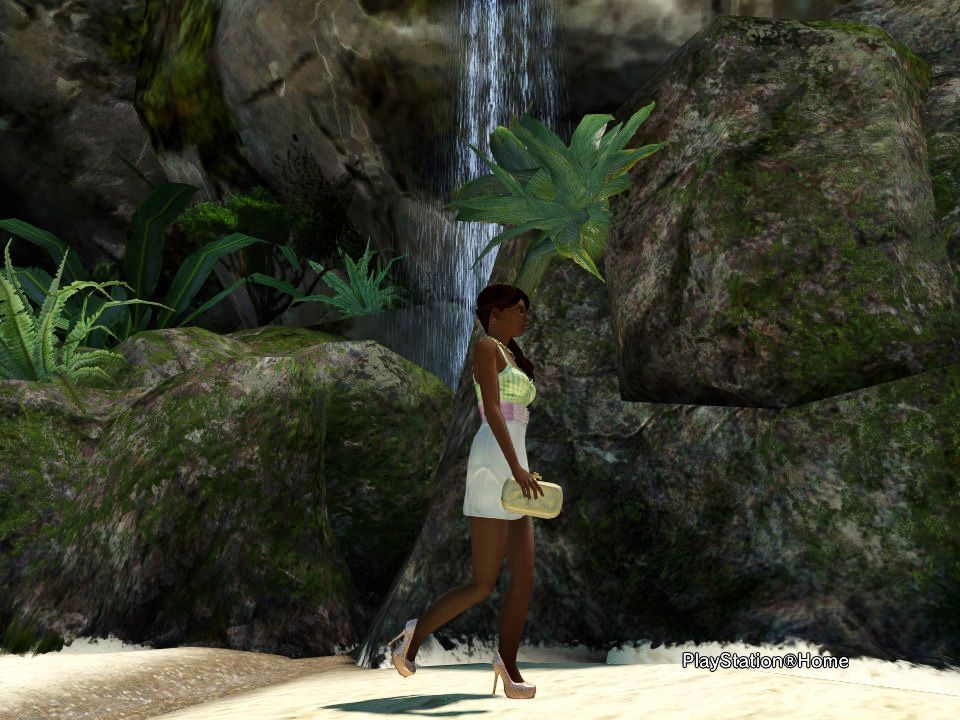 The Ladies Fashion Runway, Gojin, Sep 6, 2012, 9:48 PM, YourPSHome.net, jpg, PlayStation(R)Home Picture 9-6-2012 3-48-38.jpg